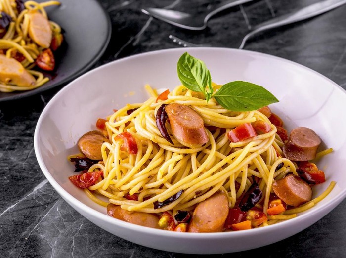 Resep Spaghetti Sosis Pedas Resep Spaghetti Sosis Pedas