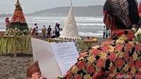 Selain itu Bangi menegaskan bahwa kegiatan budaya itu tidak mengantongi izin resmi pelaksanaan kegiatan dari Pemkab Pangandaran.