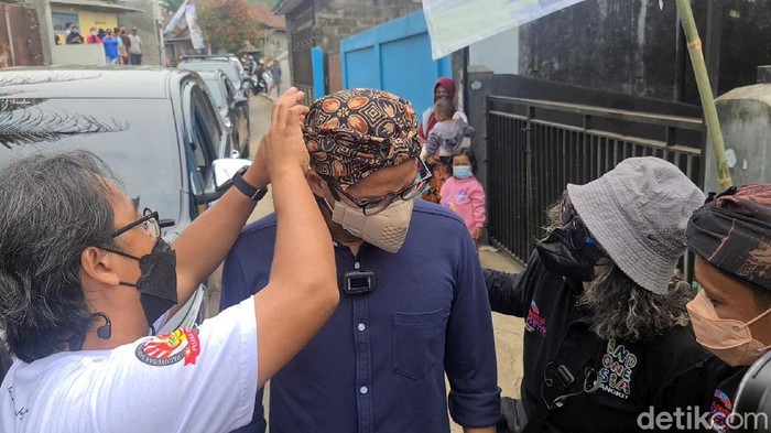Sandiaga di Desa Cikande, Sukabumi.