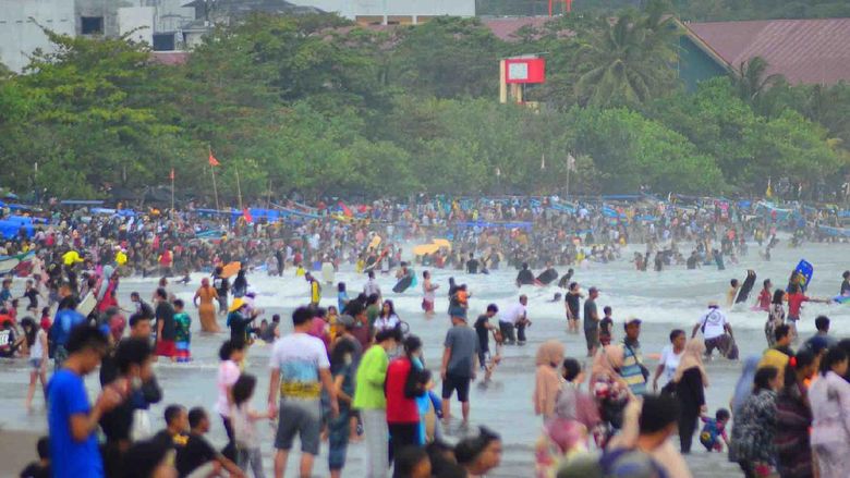 Suasana pantai barat Pangandaran, Minggu (5/9/2021) sekitar pukul 8 pagi. Suasana pantai barat Pangandaran, Minggu (5/9/2021) sekitar pukul 8 pagi.