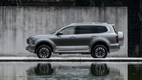 Tank 500 didasarkan pada sasis body-on-frame dan dilengkapi dengan pengaturan suspensi coil-spring dan penguncian diferensial depan dan belakang. SUV bongsor ini punya kemampuan off-road dengan jarak ground clearance 224 mm (8,8 inci), kedalaman rendam 800 mm (31,5 inci). Foto: Great Wall Motors