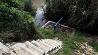 Listrik yang dihasilkan dari PLTS tersebut digunakan untuk memompa air dari Sungai Enim menuju lahan persawahan dengan panjang pipa hingga 1 km dan ketinggian dari sungai hingga bak penampungan air sebesar 30 meter.