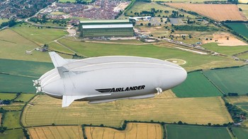 Pesawat ini bernama HAV 304 pada awalnya, kemudian dinamakan sebagai Airlander 10. Produsennya perusahaan Inggris, Hybrid Air Vehicles Limited. Perusahaan ini sempat mendapat kontrak dari militer Amerika Serikat mengembangkan Airlander 10 untuk keperluan militer, namun kemudian dibatalkan. Foto: Hybrid Air Vehicles