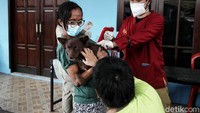 Vaksinasi rabies ini juga dilakukan untuk memberikan kekebalan tubuh dan melindungi hewan peliharaan dari beberapa penyakit tertentu.