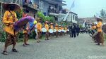 Begini Jadinya Kalau Lansia di Sukabumi Ikut Marching Band