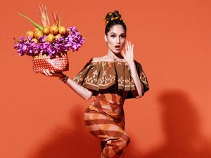Cinta Laura Kawinkan Nuansa Nusantara dan Bollywood dalam Musik