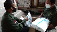 Bantuan donasi alat pelindung diri ini merupakan tahapan kesepuluh, sejak dimulai pertama kali Juli 2020.