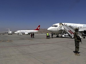 2 Tahun Taliban Berkuasa, Penerbangan Internasional Kembali ke Afghanistan