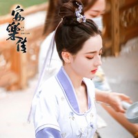 Selain membintangi drama berlatar modern, Dilraba Dilmurat juga kerap membintangi drama China berkisah tentang kerajaan. Salah satunya adalah drama The Long Ballad yang dibintangi Dilraba bersama Leo Wu, Zhao Lusi dan Liu Yuning. Foto: Facebook