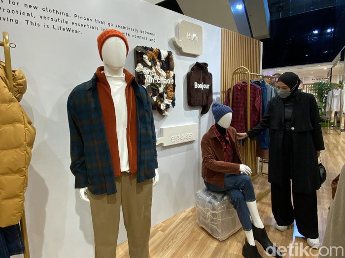 Foto Liputan Uniqlo Fall Winter 2021 Foto Liputan Uniqlo Fall Winter 2021