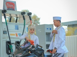 Ini Kisah di Balik Viral Ketemu Jodoh di SPBU Kini Naik Pelaminan
