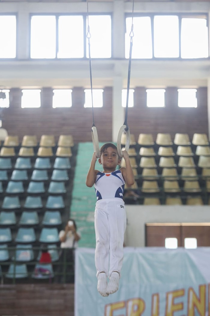 Ghifari Bambani, atlet gymnastic muda berbakat