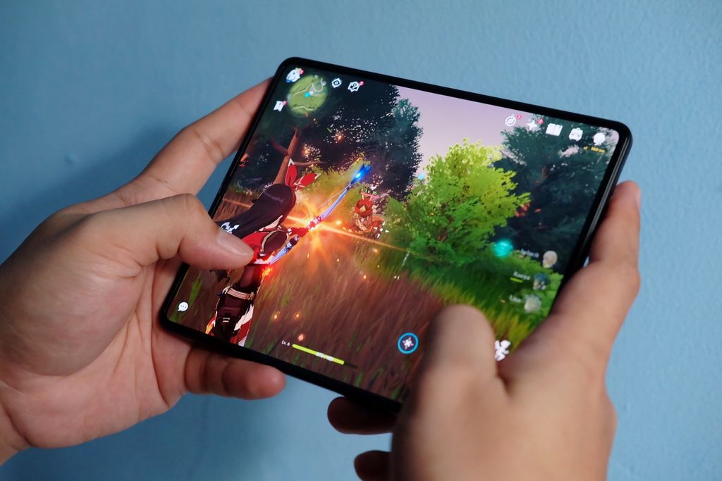 Main Genshin Impact di Galaxy Z Fold 3 Main Genshin Impact di Galaxy Z Fold 3.