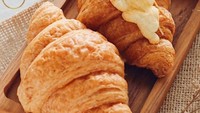 Ngidam croissant klasik dengan rasa butter yang creamy? Yuk cobain Butter Croissant dari Misol Team seharga Rp 14.000 saja per buahnya. Foto: Official Shop