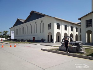 Melihat Jejak Sejarah Industri Gula di Museum De Tjolomadoe