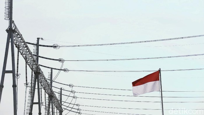 Pembangunan Pembangkit Listrik Tenaga Uap (PLTU) mulut tambang terbesar di Asia Tenggara di Sumatera Selatan terus menunjukkan progres signifikan. Ini potretnya