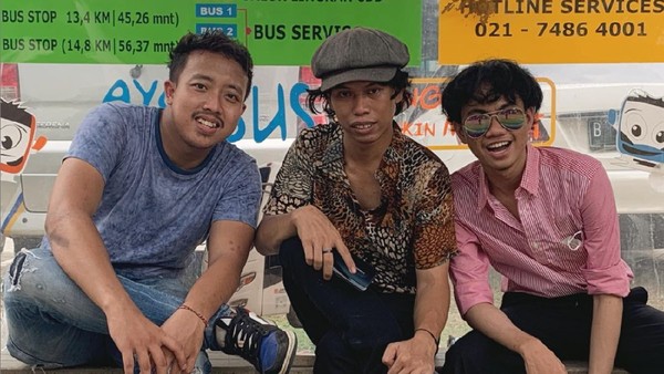 8 Potret Pria Viral yang Disebut Berparas Bak Reinkarnasi Dono, Kasino, Indro