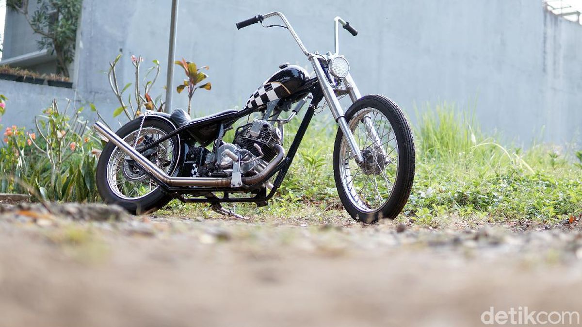 Custom cheap chopper scorpio