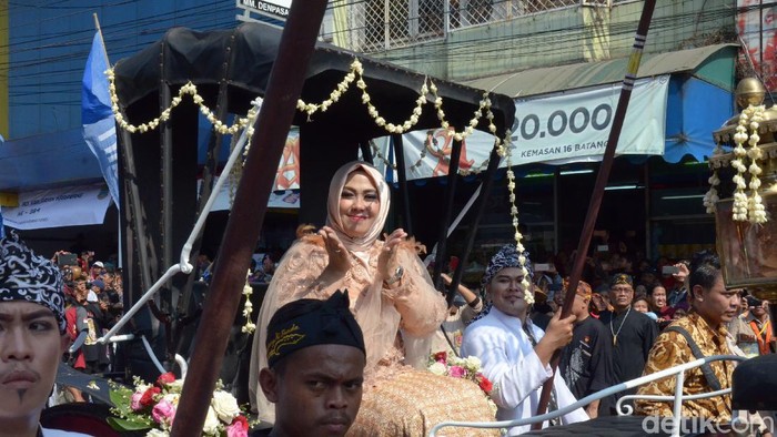 Pemkab memastikan pawai kebudayaan ditiadakan dalam HUT Karawang