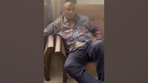 Penampakan Presiden Alpha Conde Usai Kudeta Militer di Guinea