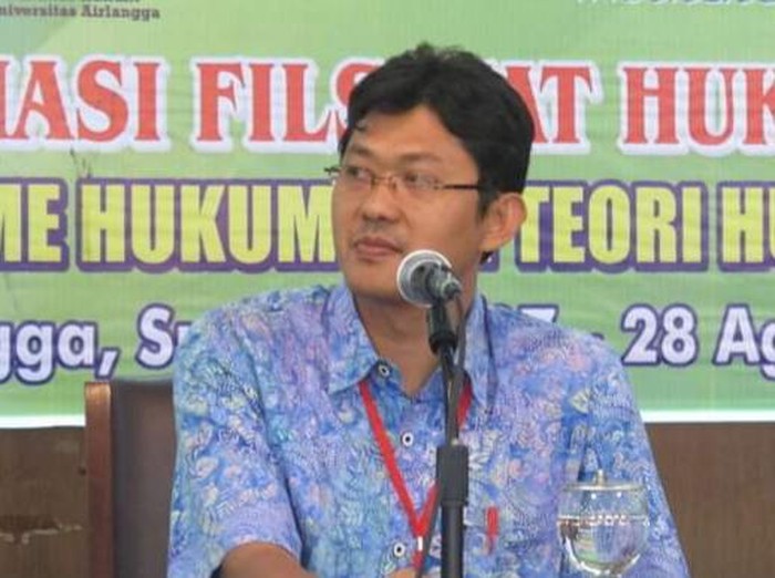 Peneliti Center of Human Rights Law Studies (HRLS) Fakultas Hukum Unair, Herlambang P. Wiratraman