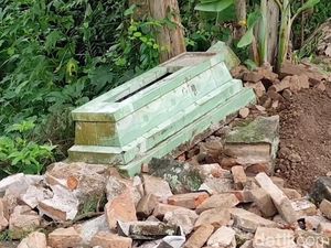 Misteri Rusaknya Puluhan Makam di Banyuwangi Akhirnya Terkuak