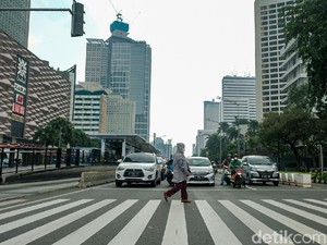 PPKM Diperpanjang 7 Kali, Sudah Nendang ke Ekonomi?
