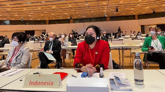 Ketua DPR RI Puan Maharani melakukan kunjungan kerja ke Wina, Austria. Puan menjadi salah satu panelis dalam 13th Summit of Women Speakers of Parliament.