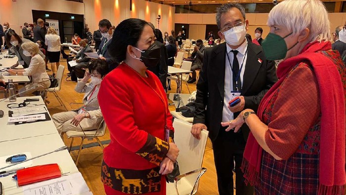 Ketua DPR RI Puan Maharani melakukan kunjungan kerja ke Wina, Austria. Puan menjadi salah satu panelis dalam '13th Summit of Women Speakers of Parliament'.
