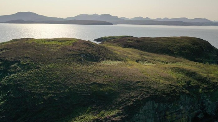 Pulau terpencil di Skotalndia Pulau terpencil di Skotalndia