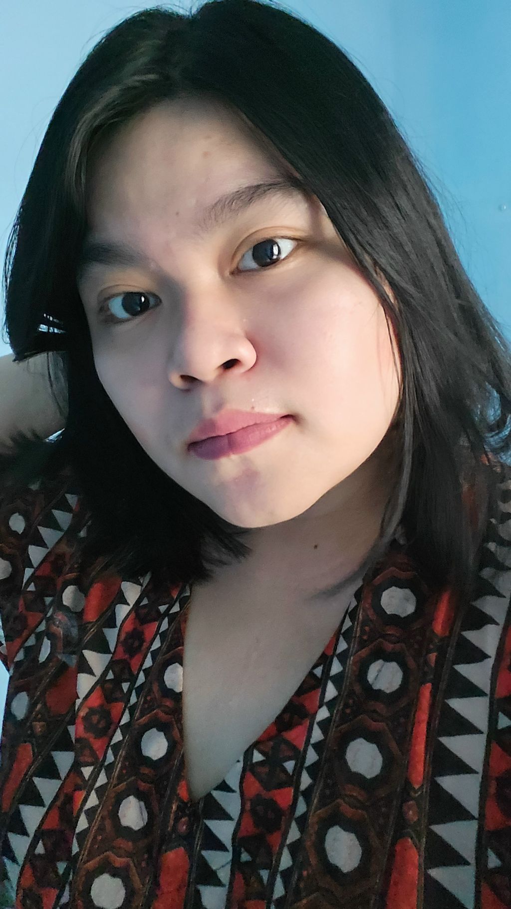 Selfie di kamera layar depan. Selfie di kamera layar depan Galaxy Z Fold 3.