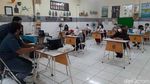 Serba-serbi Hari Pertama Pelaksanaan Sekolah Tatap Muka di Surabaya