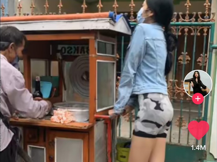 Tinggi Badannya 179 Cm, Wanita Ini Sering Bandingkan dengan Gerobak Jajanan Tinggi Badannya 179 Cm, Wanita Ini Sering Bandingkan dengan Gerobak Jajanan