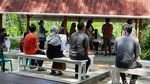 Foto: Vaksinasi Asyik di Yogya, Pemandangannya Sawah dan Desa