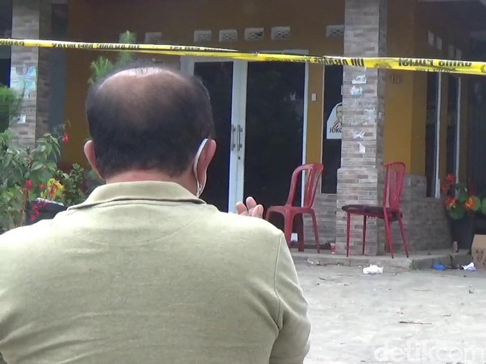 Warga Bekasi gelar doa di TKP pembunuhan ibu dan anak di Subang
