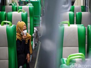 Warga Jajal Kereta Bandara YIA Tarif Rp 0 di Tengah PPKM