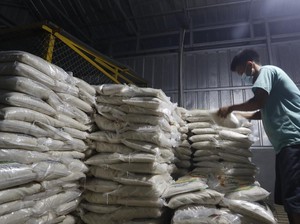 Gudang Beras Bebaskan Petani dari Jerat Rentenir