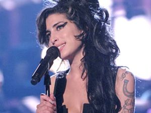 Amy Winehouse, Tragedi, dan Dosa Industri Musik