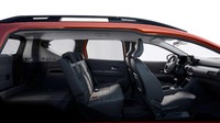 Jogger adalah kendaraan terpanjang di jajaran model Dacia saat ini dan memiliki volume kargo 708 liter (25 kaki kubik) dalam konfigurasi lima kursi. Lipat kursi baris kedua dan Anda akan mendapatkan ruang seluas 1.819 liter (64,23 kaki kubik). Foto: Dacia