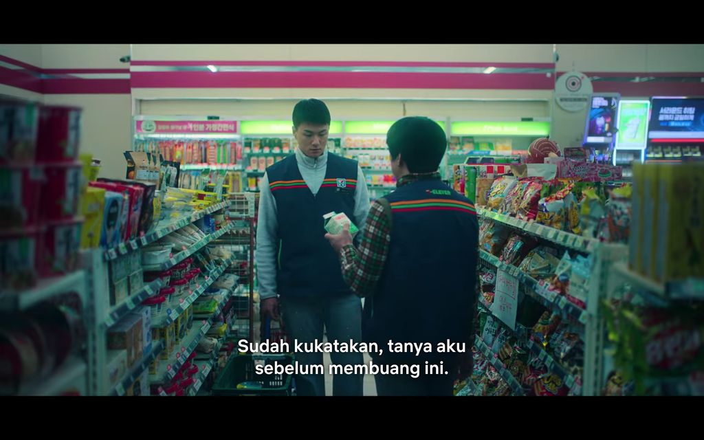 Drama Korea D.P. Digugat 7-Eleven