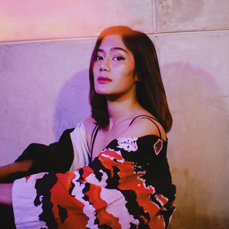 Gaya Keren Firsabilah Nongkrong di Warteg dan Makan Sushi Bareng Coki Pardede