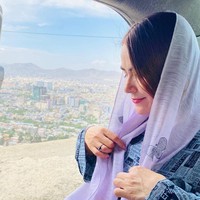 Kini Gulafroz memohon agar negara lain bisa membantunya mendapatkan visa untuk keluarga Afghanistan. Apalagi setelah mendengar rekannya Banu Nagar yang dipukul dan ditembak dalam kondisi hamil delapan bulan. Foto: Instagram @gulafroz_ebtekar