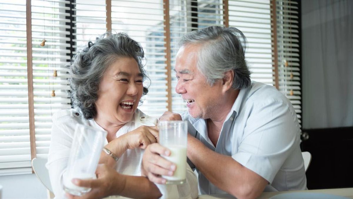 Ilustrasi Susu Lansia