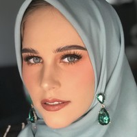 Bule Prancis yang kepincut dengan pria asal Banda Aceh ini viral di media sosial. Ialah Tiphaine Poulon bule Prancis cantik yang menikah dengan pria Aceh bernama Amal dan memutuskan menjadi mualaf. Sang bule dan Amal kerap membuat video di TikTok.  Foto: Dok. Instagram @tiphaine_pln.