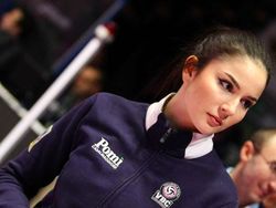 Klara Peric, Atlet Voli Putri yang Bikin Netizen Terpesona