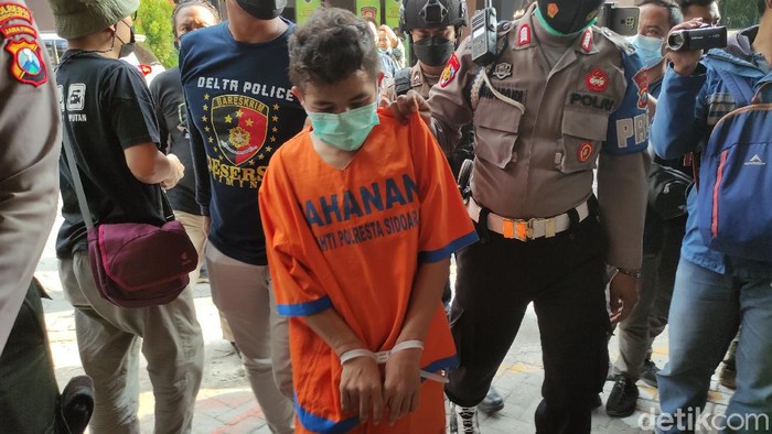 pembunuhan di sidoarjo