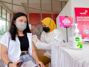 Gelar Vaksinasi Dosis 2, Reckitt Indonesia Jangkau 1.300 Peserta Lebih
