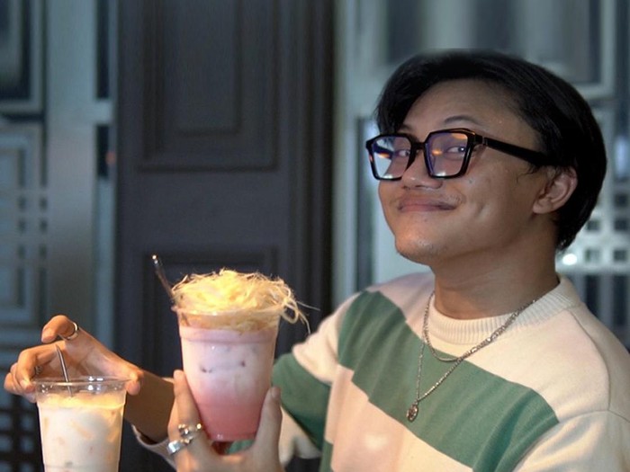 Rizky Febian lelang minuman Wow! Rizky Febian Lelang Minuman, Dibeli Dony Salmanan Rp 400 Juta