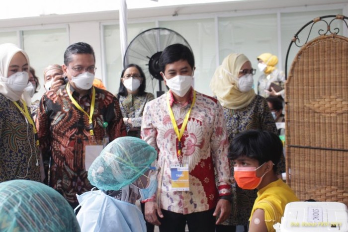 Sentra Vaksinasi Kampus Salemba UI dibuka 6-17 September 2021.