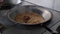 Dapur pembuatan tahu bungkeng berada di sisi depan jadi pengunjung dapat melihat proses pembuatannya